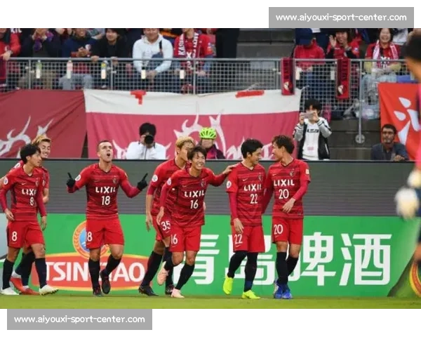 J联赛VAR争议不断，裁判判罚引质疑，球迷表示难以接受！